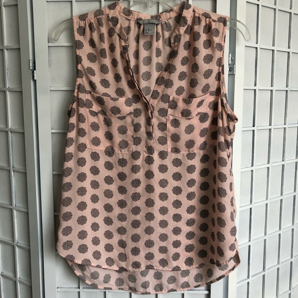 H&M sleeveless blouse